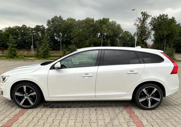 Volvo V60 cena 59800 przebieg: 182000, rok produkcji 2016 z Płock małe 781